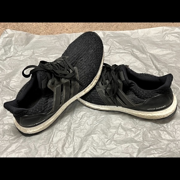 adidas Womens Ultraboost Sneakers Shoes 8 - Picture 4 of 5
